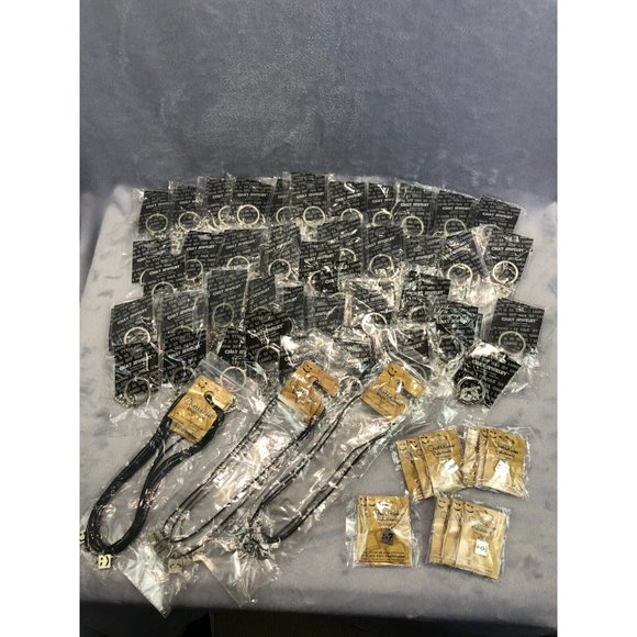 Lot 145 Internet Chat Lingo Chatitudes Genuine Crystal Charms Necklaces - Picture 1 of 16